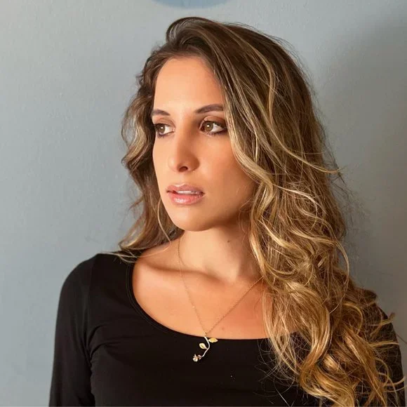 Adorable Rose Pendant Necklace, NWOT, Great Condition - Picture 4 of 8